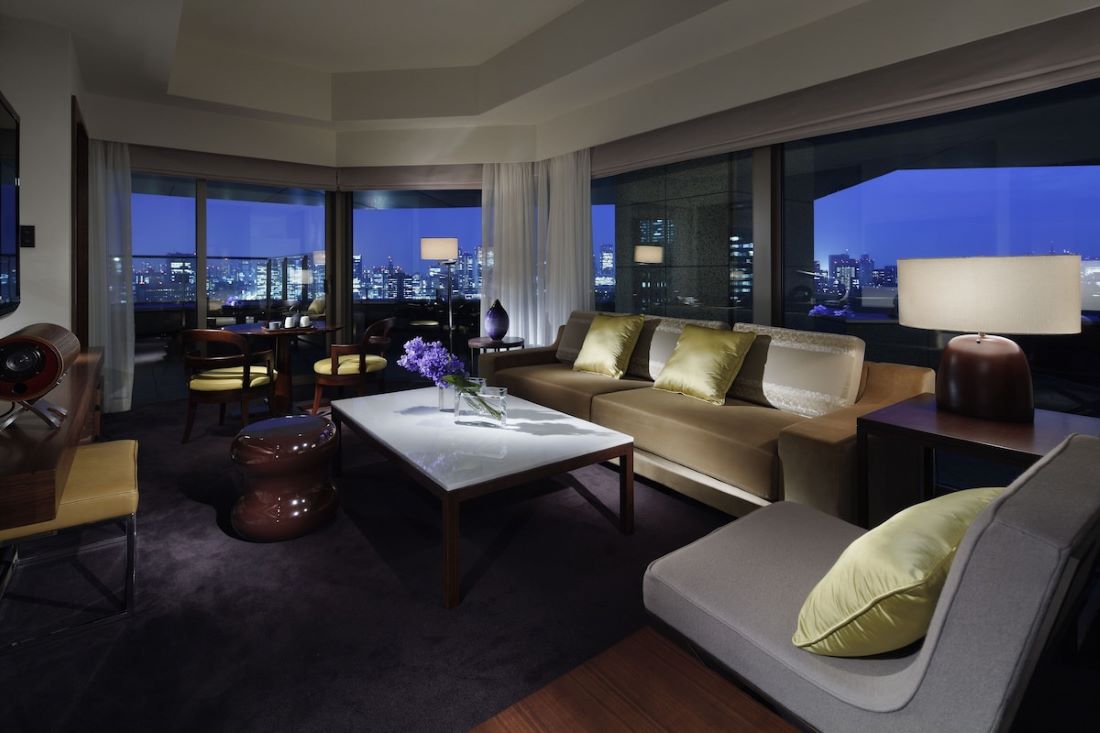 Palace Hotel Tokyo Reviewed: Best Luxury Hotel Near The Imperial Palace ...