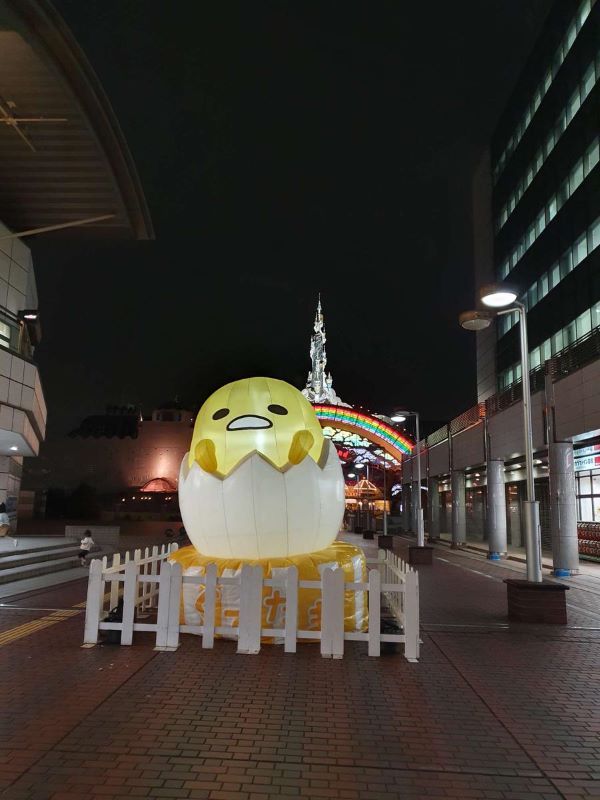 Follow The cute characters to Sanrio Puroland Tokyo