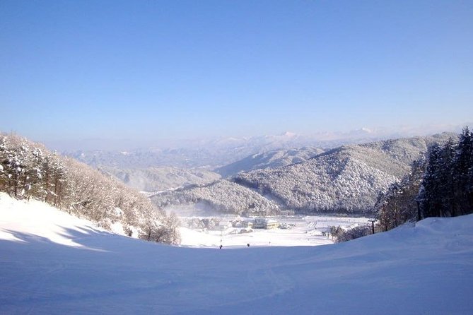 Snow Activities in Takayama Skiing / Snow Bording / Snowshoeing / Etc... - Quick Takeaways