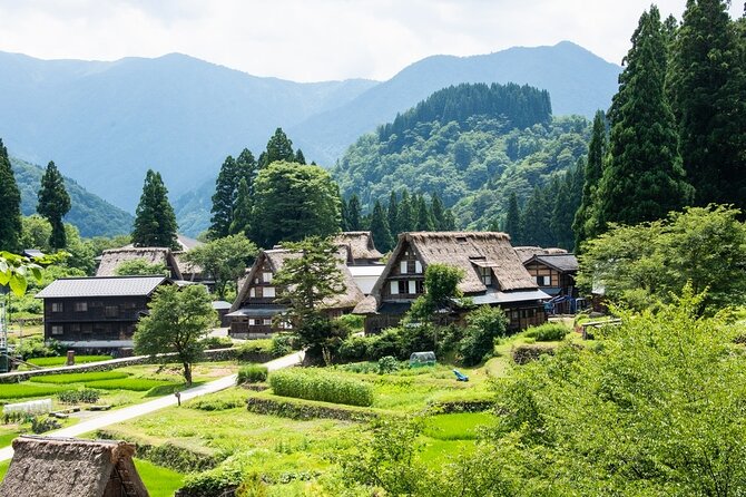 [Regular Sightseeing Bus] World Heritage Shirakawa-go and Gokayama Ainokura - Tour Overview