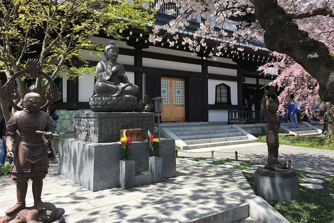 Private Car Tour to See Highlights of Kamakura, Enoshima, Yokohama From Tokyo - Relax and Enjoy the Scenic Yamashita Park