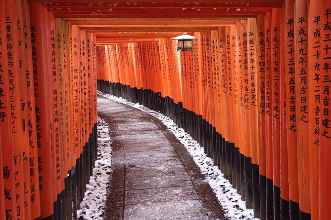 Hike Through Kyotos Best Tourist Spots - Fushimi Inari Taisha Shrine