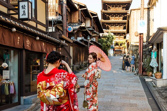 Kyoto One Day Tour With a Local: 100% Personalized & Private - Exploring Kyotos Historic Temples and Shrines