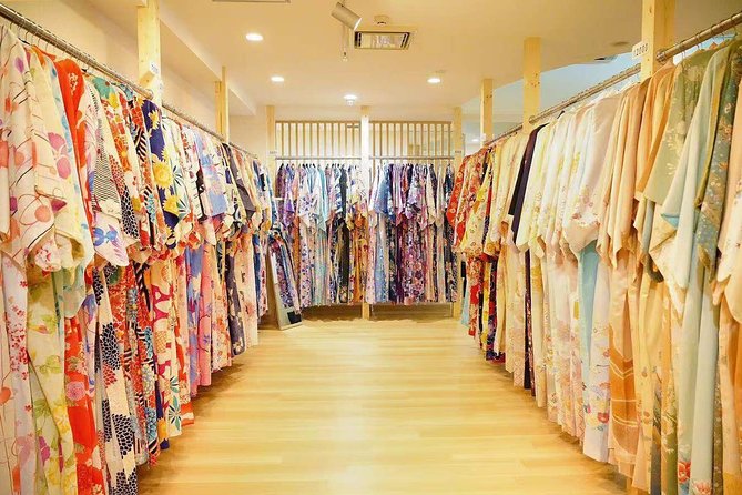 Long-sleeved Furisode Kimono Experience in Kyoto - Logistics and Accessibility