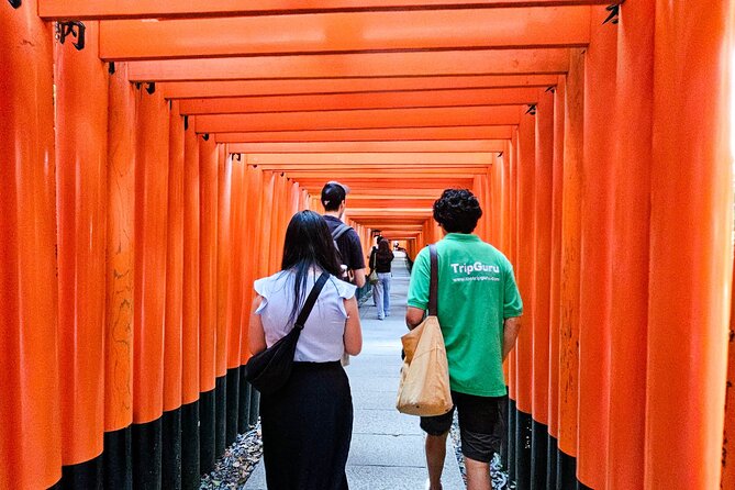 Kyoto: Fushimi Inari Taisha Small Group Guided Walking Tour - Meeting Point and Duration