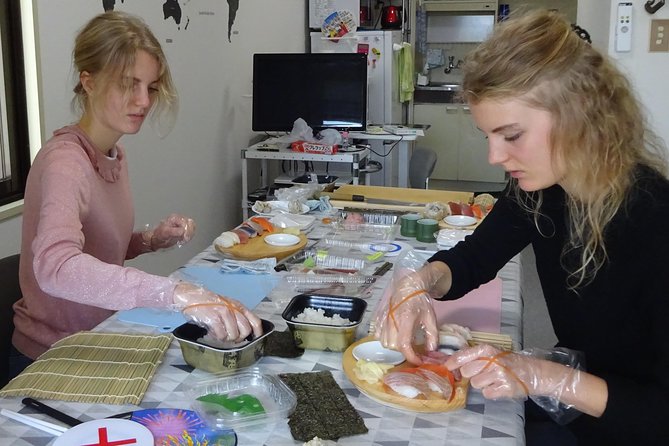 Tokyo: Small-Group Sushi-Making Class - End Point
