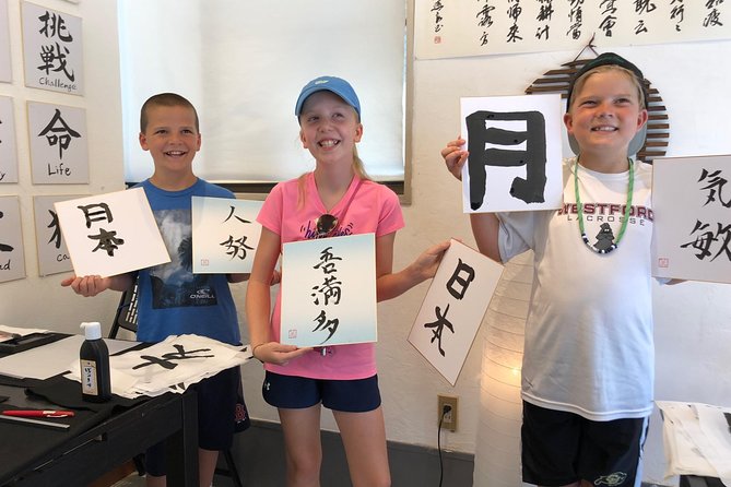 Let'S Experience Calligraphy in YANAKA, Taito-Ku, TOKYO !! - The Beauty and Significance of Japanese Calligraphy in Yanaka, Taito-Ku, Tokyo