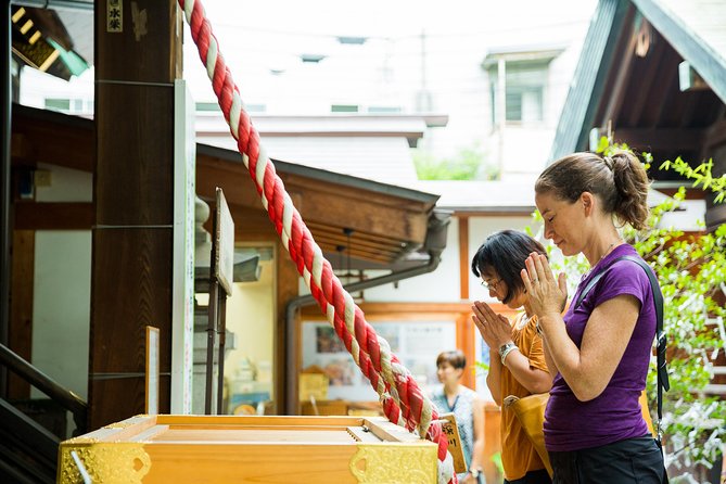 Tsukiji Fish Market Food and Culture Walking Tour - Sampling Japanese Delicacies at Tsukiji Market