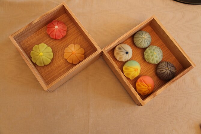 Make Traditional Sweets Nerikiri ＆Table Style of Tea Ceremony - Immersing Yourself in the Elegance of Tea Ceremony