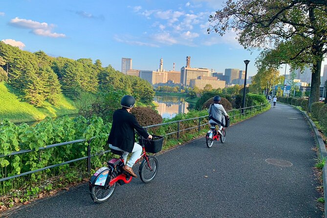 3 Hours E Bike Tour Around Chiyoda Tokyo Prefecture - Bicycle Helmet