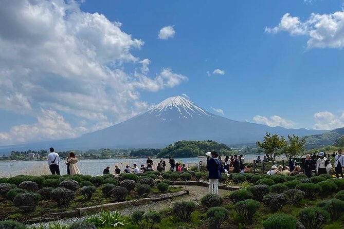 Private Day Tour in Mount Fuji With English Speaking Driver - Approximate Duration and Pickup Point