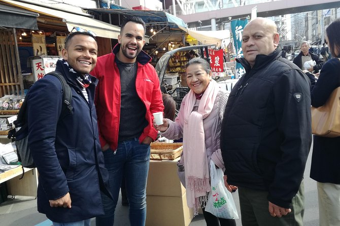 Tsukiji Food Tour & Toyosu Market With Government-Licensed Guide - The Ultimate Food Experience: Tsukiji and Toyosu Markets With a Licensed Guide