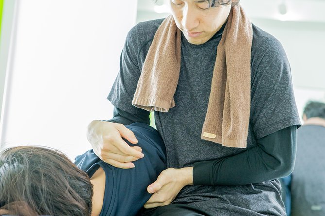 Experience Shiatsu Stretch in Japan - What Is Shiatsu Stretch