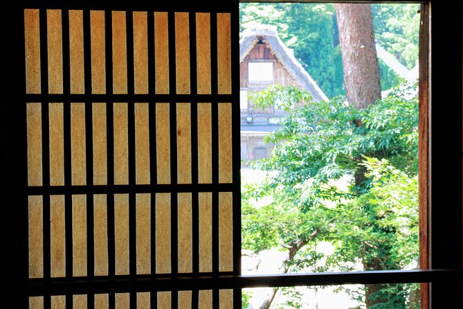Private Tour of Shirakawago and Gokayama From Kanazawa - Inclusions and Exclusions