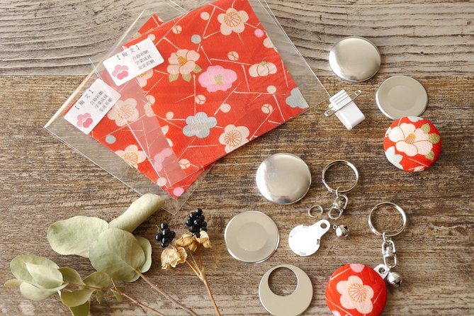 Make Unique Items With Kimono Fabric Kimono Fabric Badge Kimono Fabric Keyring - DIY Kimono Fabric Projects