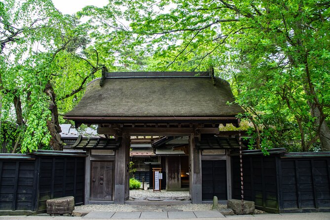 Kakunodate Half-Day Private Tour With Government-Licensed Guide - Pricing and Group Size