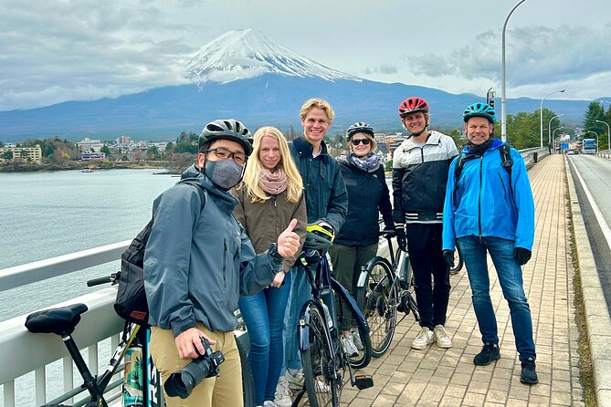 Lake Kawaguchi Explorer: E-Bike Guided Tour - Scenic Stops and Photo Opportunities