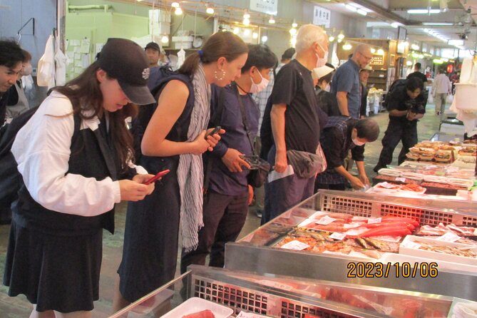 Maze Town Walking and Exploring Fish Market in Izumisano, Osaka - Local Culture and Traditions