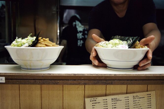 Izakaya Food Tour In Shinjuku Quick Takeaways