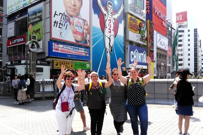 Osaka 4-Hour Private Tour With Government-Licensed Guide - Positive Interactions With Guides