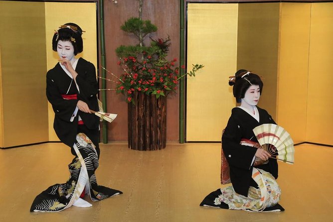 Asakusa: Ultimate 3-Geisha Experience for Group of Max 4 After History Tour - Experiencing Traditional Geisha Performances