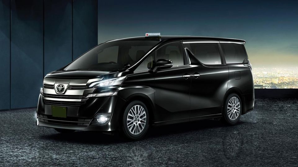 Shin Chitose Airport To/From Sapporo City: Private Transfer - Hassle-free Door-to-Door Service