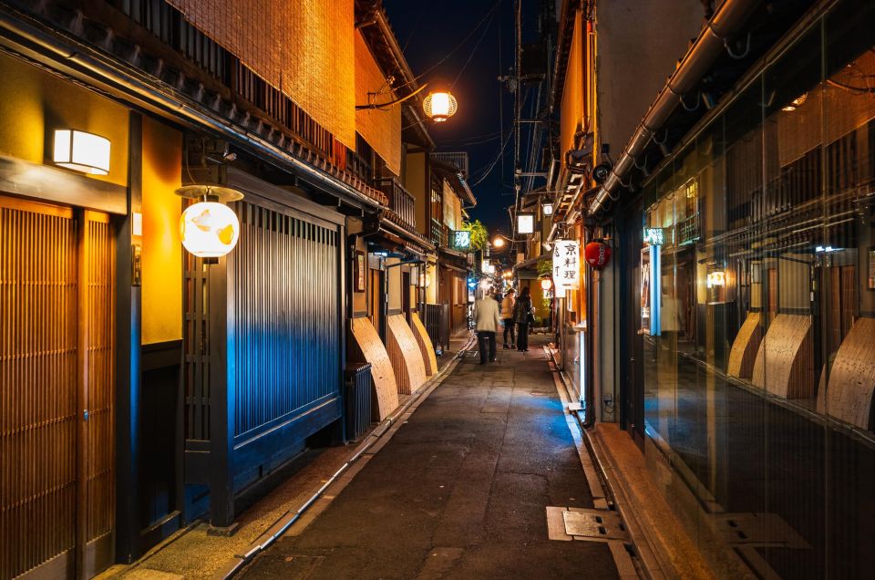 Kyoto : 3-Hour Bar Hopping Tour in Pontocho Alley at Night - Frequently Asked Questions