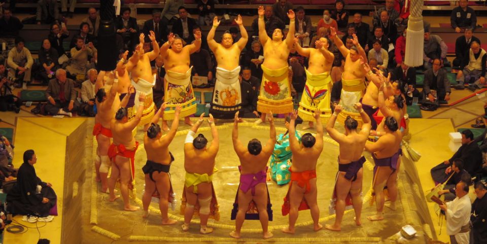 Tokyo: Sumo Wrestling Tournament Ticket With Guide - Selecting Participants and Date