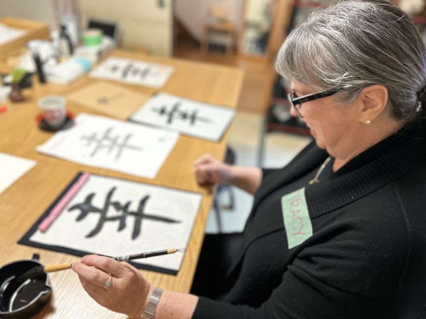 Kyoto: Local Home Visit Japanese Calligraphy Class - Experience