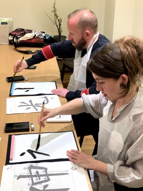 Kyoto: Local Home Visit Japanese Calligraphy Class - Reviews