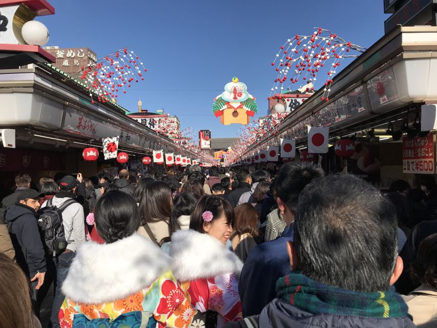 Asakusa: Kitchen Knife Store Visits After History Tour - Enjoy Japanese Sweet Snacks During the Tour