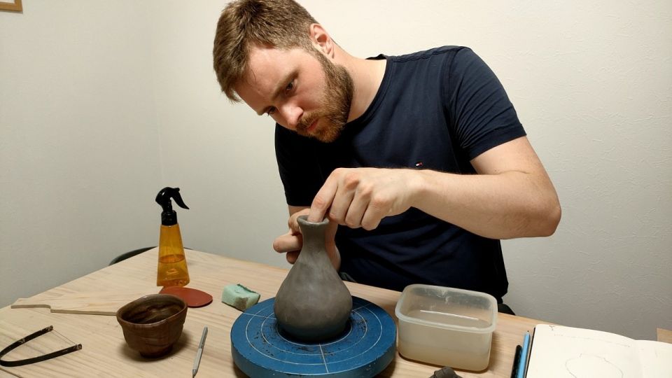 Osaka: Private Workshop on Traditional Japanese Ceramics - Other Things to Do in Osaka