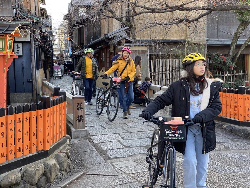 Kyoto: Full-Day City Highlights Bike Tour With Light Lunch - Meeting Point and Guide