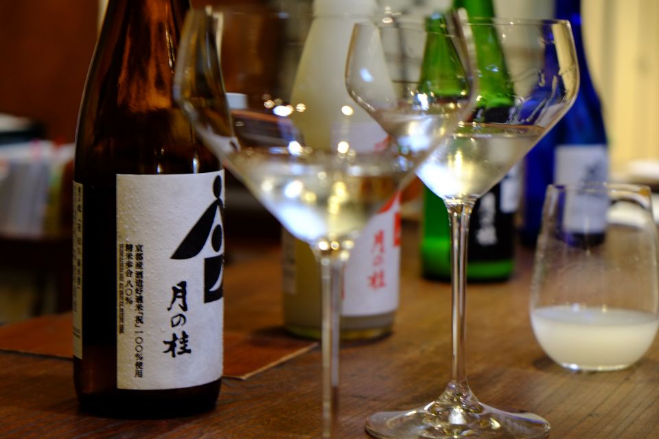 Kyoto: Advanced Sake Tasting Experience With 10 Tastings - Tasting Expertly Selected Local Sake