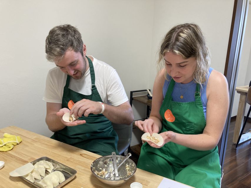 Osaka: Ramen and Gyoza Cooking Class in Dotonbori - Instructor and Accessibility