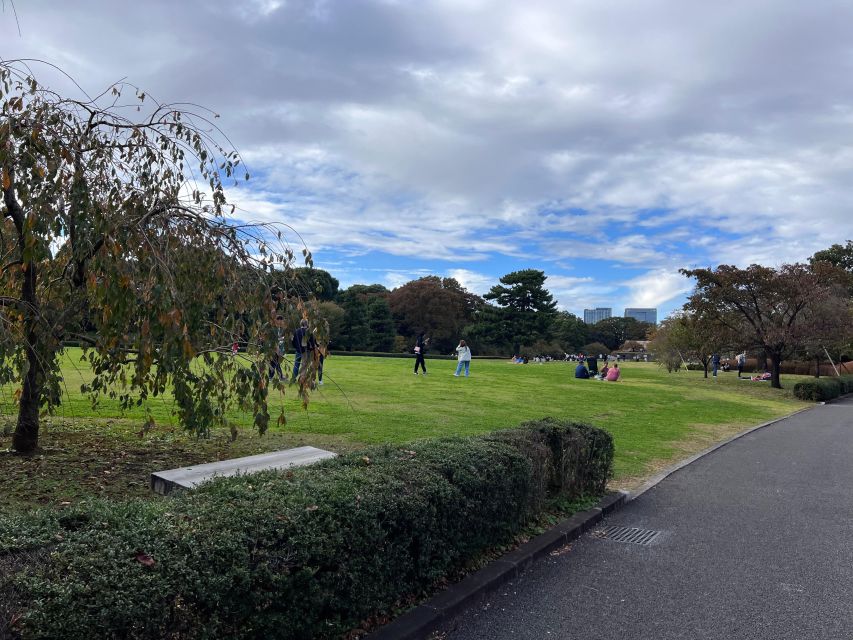 Tokyo: Audio Guide of Tokyo Imperial Palace - Location