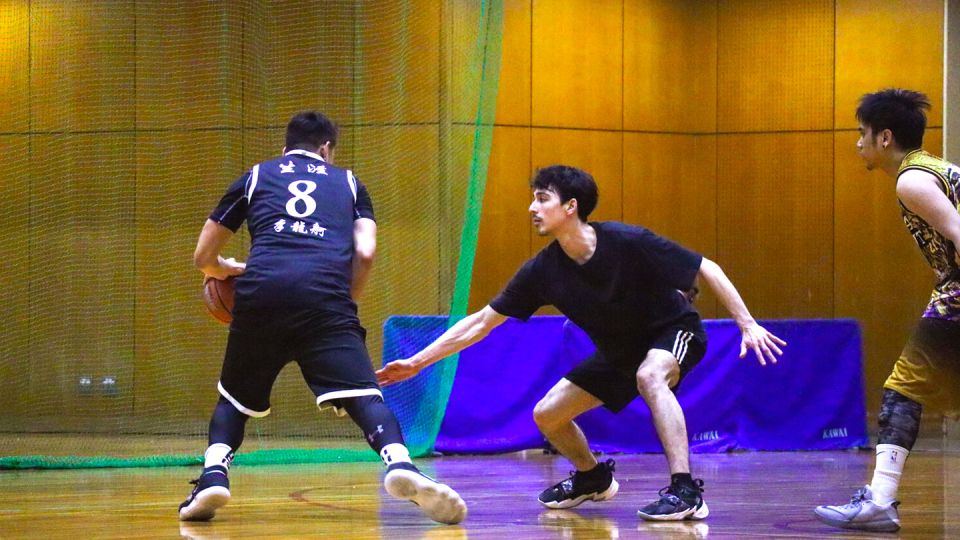 Basketball in Osaka With Local Players! - Activity Details and Booking Information