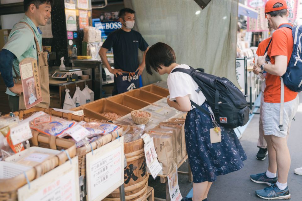 Tsukiji: Walking Tour With University Student-Small Group - Experience Highlights