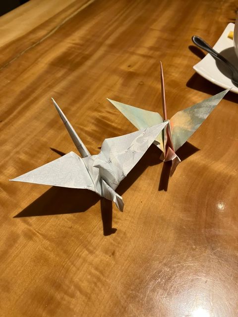 Tokyo: Origami Workshop With A Local Including One Drink