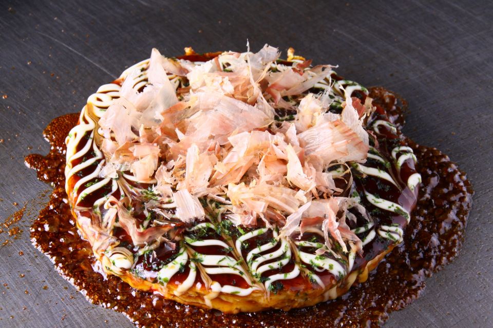 Tokyo: Okonomiyaki Classes & Travel Consultations With Local - Hands-on Okonomiyaki Cooking Experience