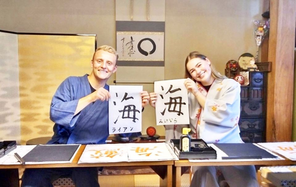 Calligraphy Experience With Simple Kimono in Okinawa - Highlights and Types of Calligraphy Offered