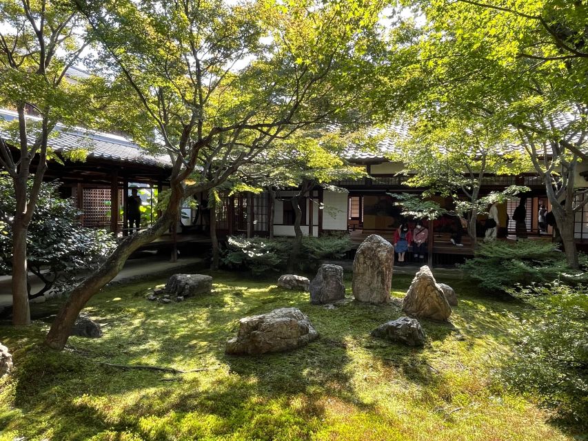 Kiyomizu Temple and Backstreet of Gion Half Day Private Tour - Booking Details