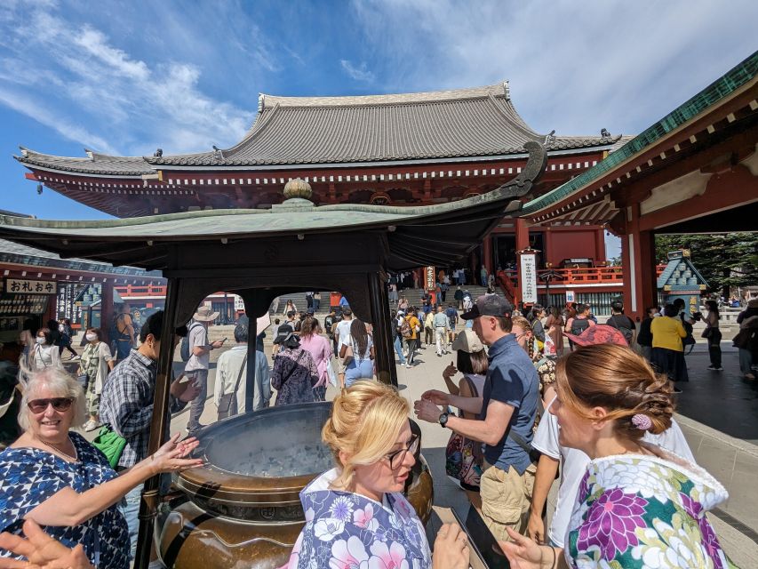 Best Walks Tokyo: Shinjuku, Harajuku, and Asakusa - Foodie Delights in Harajuku