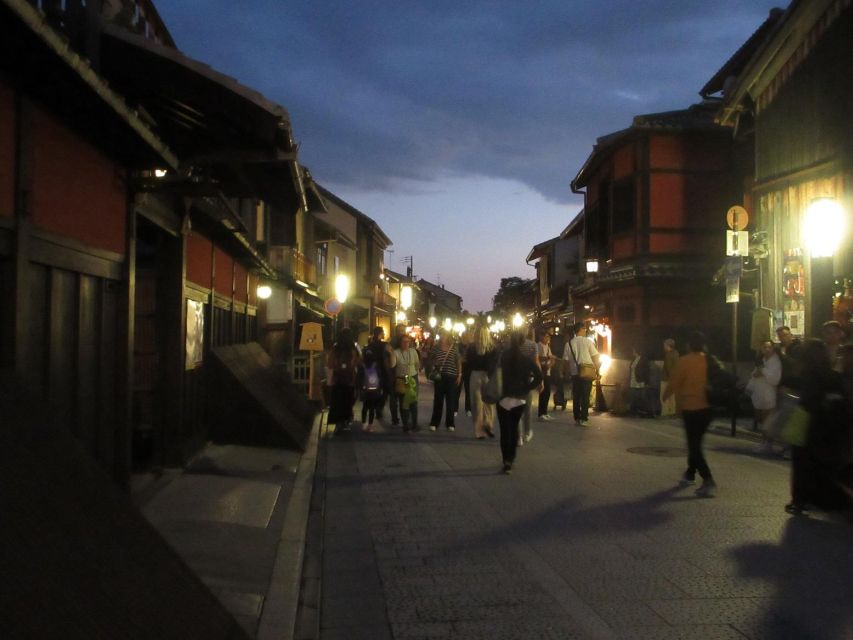 Kyoto: Tempio Kiyomizu, Zona Gion "Geisya" (Guida Italiana) - Other Attractions and Activities