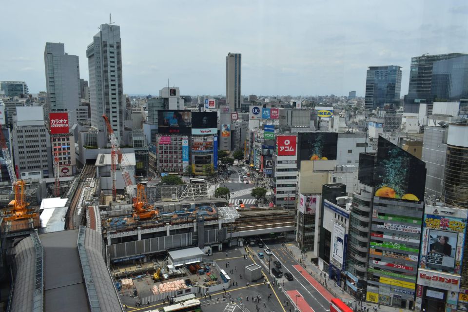 Tokyo: Famous Spots and Hidden Gems of the Capital - Tokyo Tower: A Famous Landmark