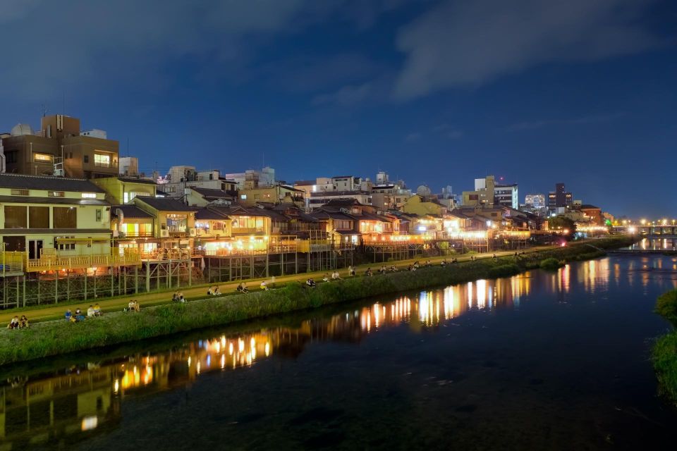 Kyoto: Gion Night Walk (Incl Drink & Souvenir Gift) - Historic Temples and Shrines