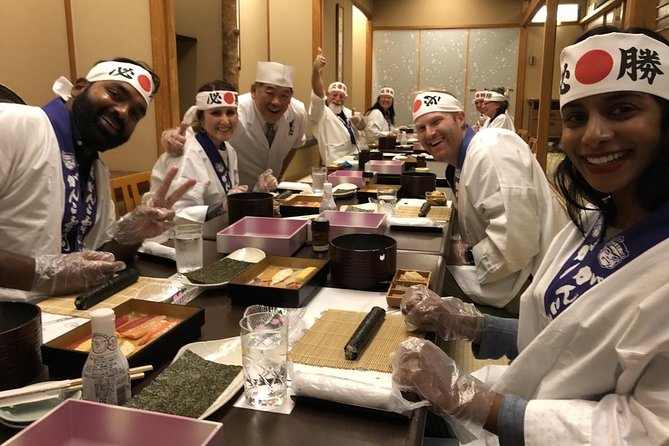 Tsukiji Fish Market Visit With Sushi Making Experience - Exploring the Seafood Paradise